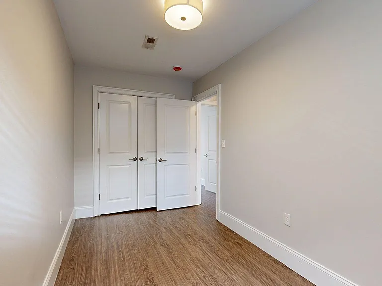 133 Paris St #1 — Photo 6