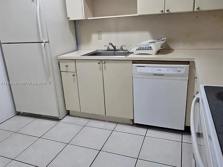 9972 SW 88th St #1119 — Photo 2