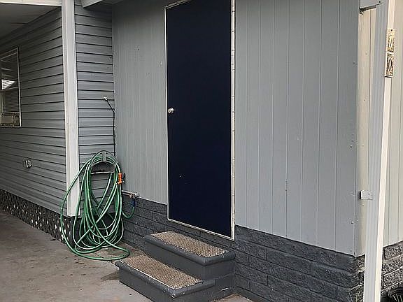 4th image of 12300 Seminole Blvd #70