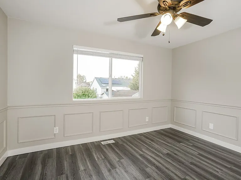1922 W Quarter Horse Ave — Photo 8