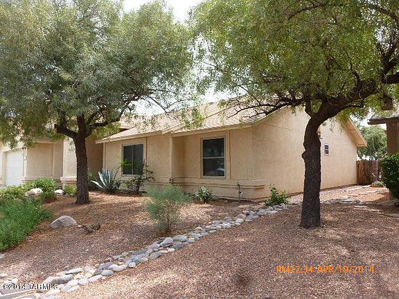 2nd image of 2821 W Redmond Dr