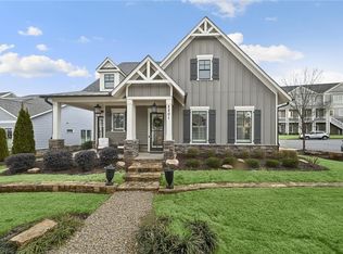 2201 Fall Dr, Woodstock, GA 30188