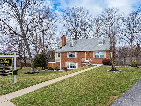 5th image of 10918 Marilta Ct