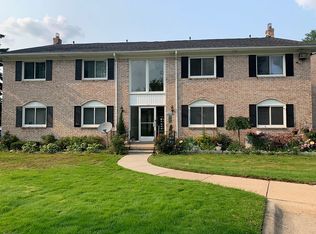 13905 Camelot Dr #3, Sterling Heights, MI 48312