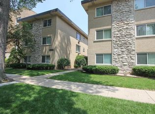 410 Wisconsin Ave APT 501, Oak Park, IL 60302