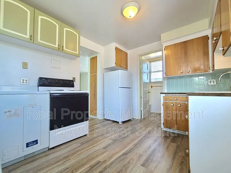 2301 Rucker Ave #4 — Photo 15