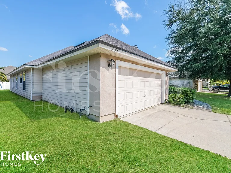 3532 Silver Bluff Blvd — Photo 14