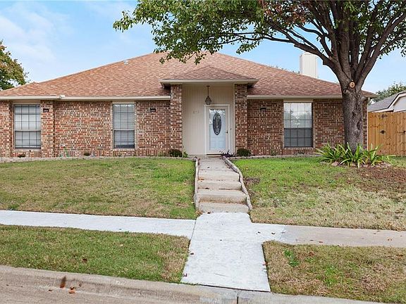 3rd image of 873 Arbor Downs Dr