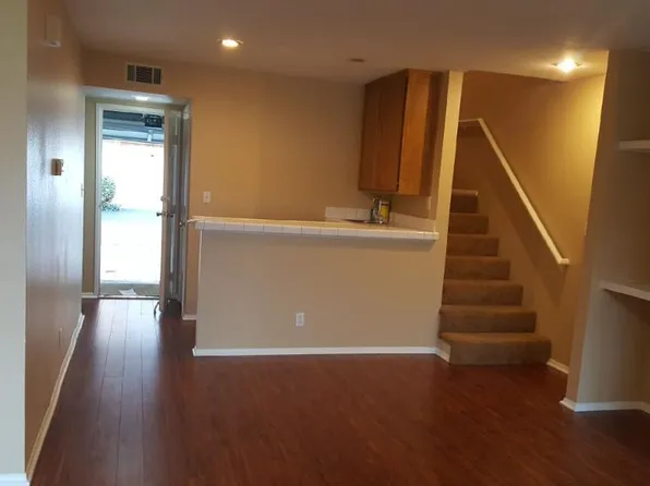 43457 30th St W, Lancaster, CA 93536