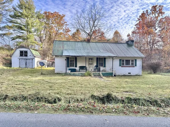 1250 Bozoo Rd, Peterstown, WV 24963