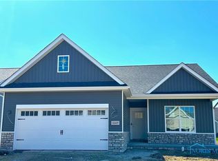 2269 Falling Waters Ln, Perrysburg, OH