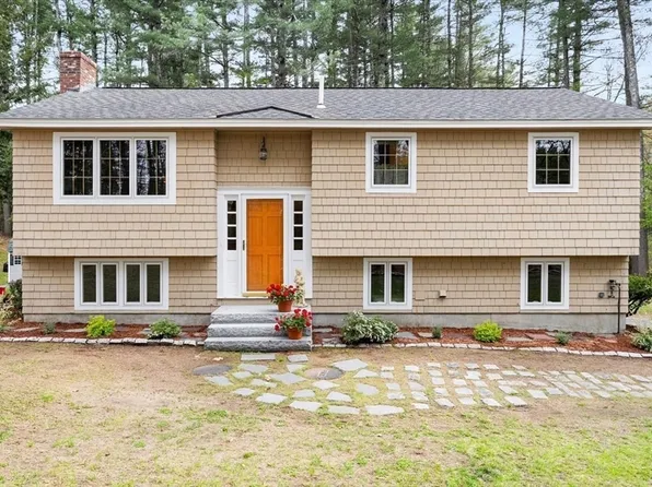 100 S Harbor Rd, Townsend, MA 01469