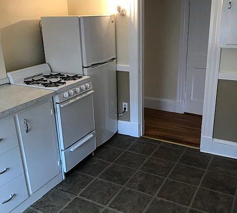 2nd image of 12 Brown St APT 6