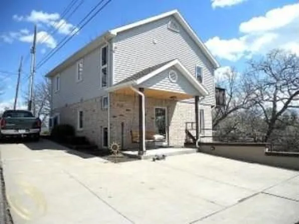 238 Peninsular Ave, Lake Orion, MI 48362