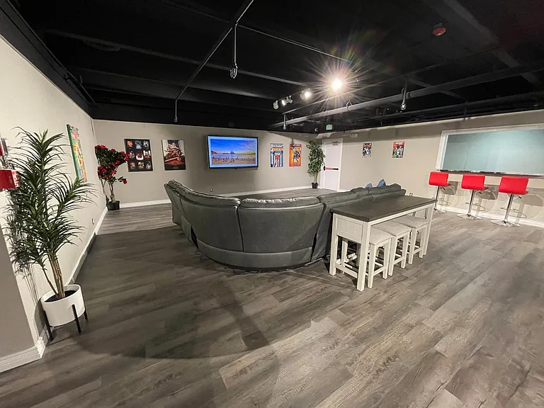The 609 Studios — Photo 29