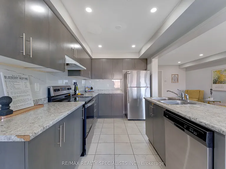 740 Linden Dr #4 — Photo 13