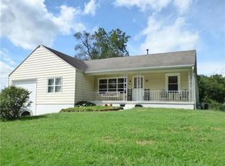 1320 S Marietta St, Excelsior Springs, MO 64024