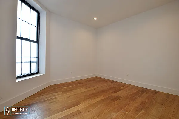 Rented by null | media 9