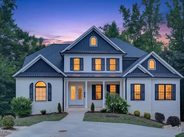 2840 Creekfield Way, Winston Salem, NC 27106