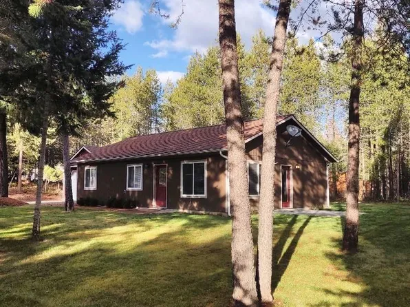 364 Westwood Dr, Moyie Springs, ID 83845