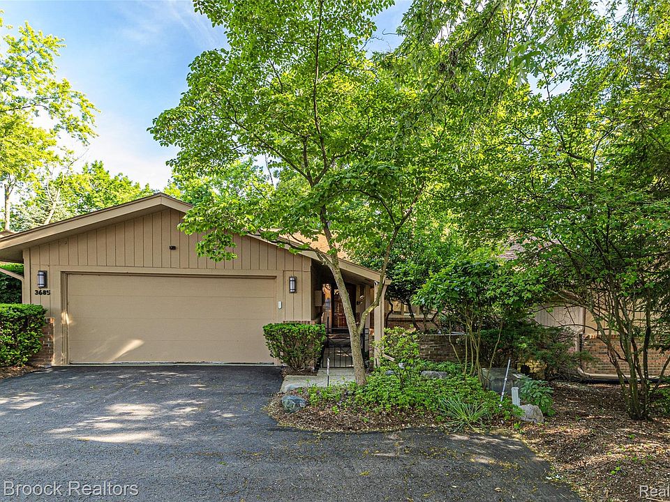 1st image of 3685 Quail Hollow Dr