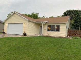 1219 14th St SE, East Grand Forks, MN 56721