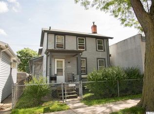 1228 Washington St, Dubuque, IA 52001