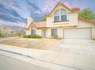5377 Meredith Ave, Palmdale, CA 93552