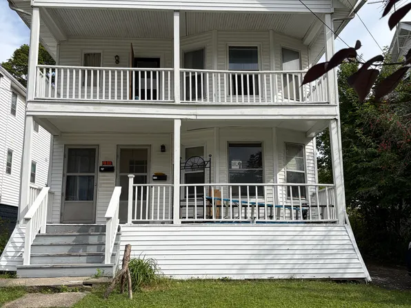 54 Pinewood Ave Floor 1, Albany, NY 12208