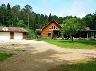 13376 W Almy Rd, Howard City, MI 49329