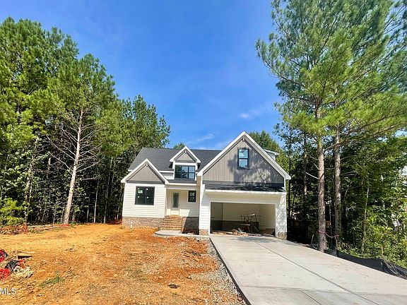 3rd image of 130 Whispering Meadows Ln
