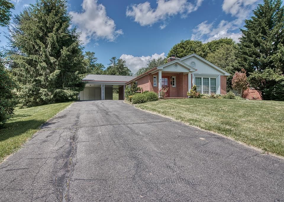 1st image of 439 Montview Dr