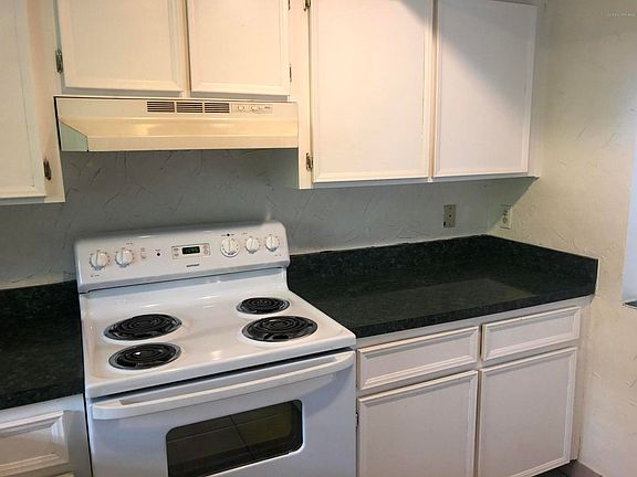3rd image of 205 Palmetto Ave APT 606
