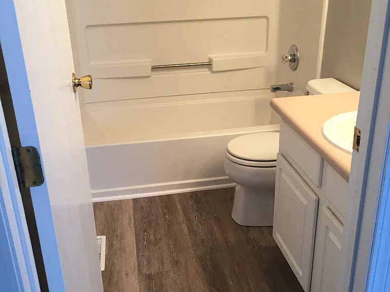1611 N Star Ave — Photo 12