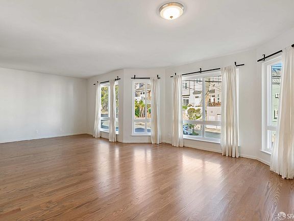 2nd image of 577-581 42nd Ave
