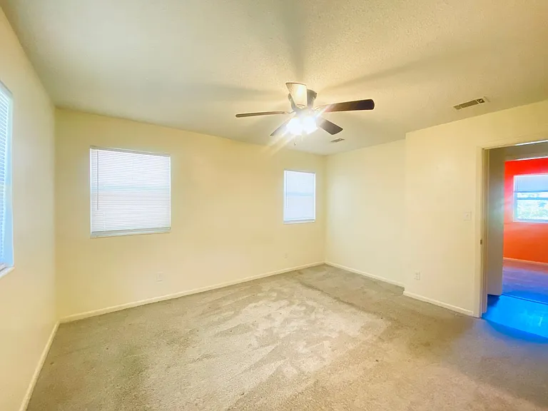 2315 Reva Cir — Photo 26