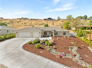 17542 Buckthorn Ave, Hesperia, CA 92345