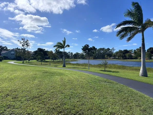 171A Bristol Ln #A, Naples, FL 34112