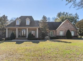 459 Trailhead Dr, Abita Springs, LA 70420