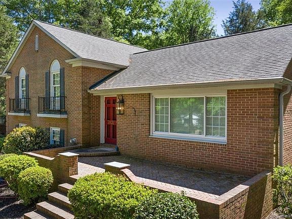 2nd image of 7031 Londontowne Dr