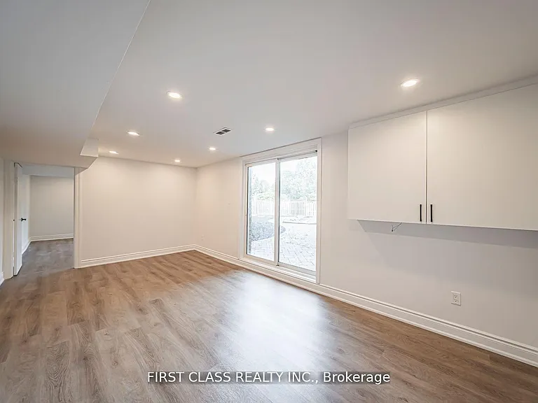 1148 Kingdale Rd — Photo 36