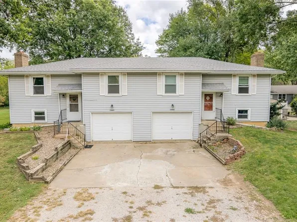 19601 Conser St, Stilwell, KS 66085