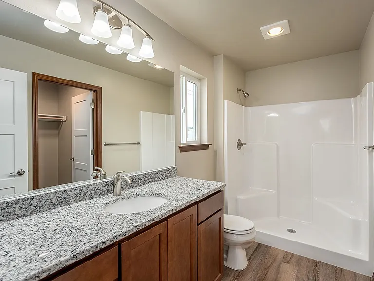 373 S Newton Ave — Photo 3