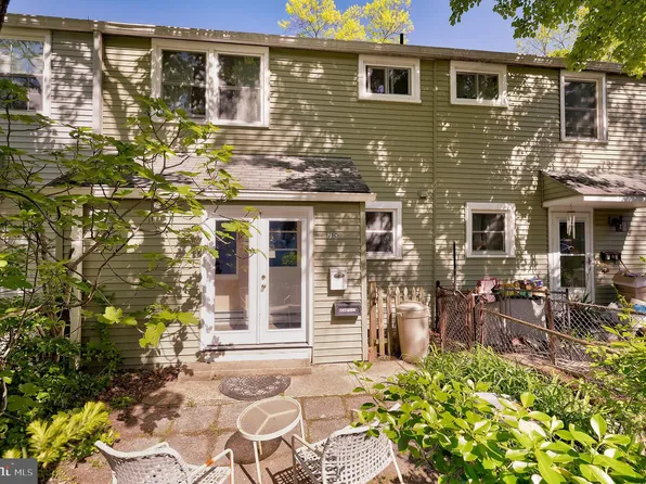 71 Ridge Rd, Greenbelt, MD 20770