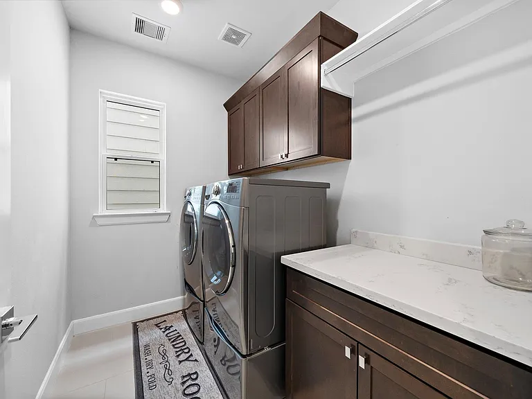 1217 Crockett St — Photo 25