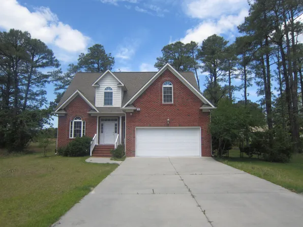 1503 Caracara Dr, New Bern, NC 28560