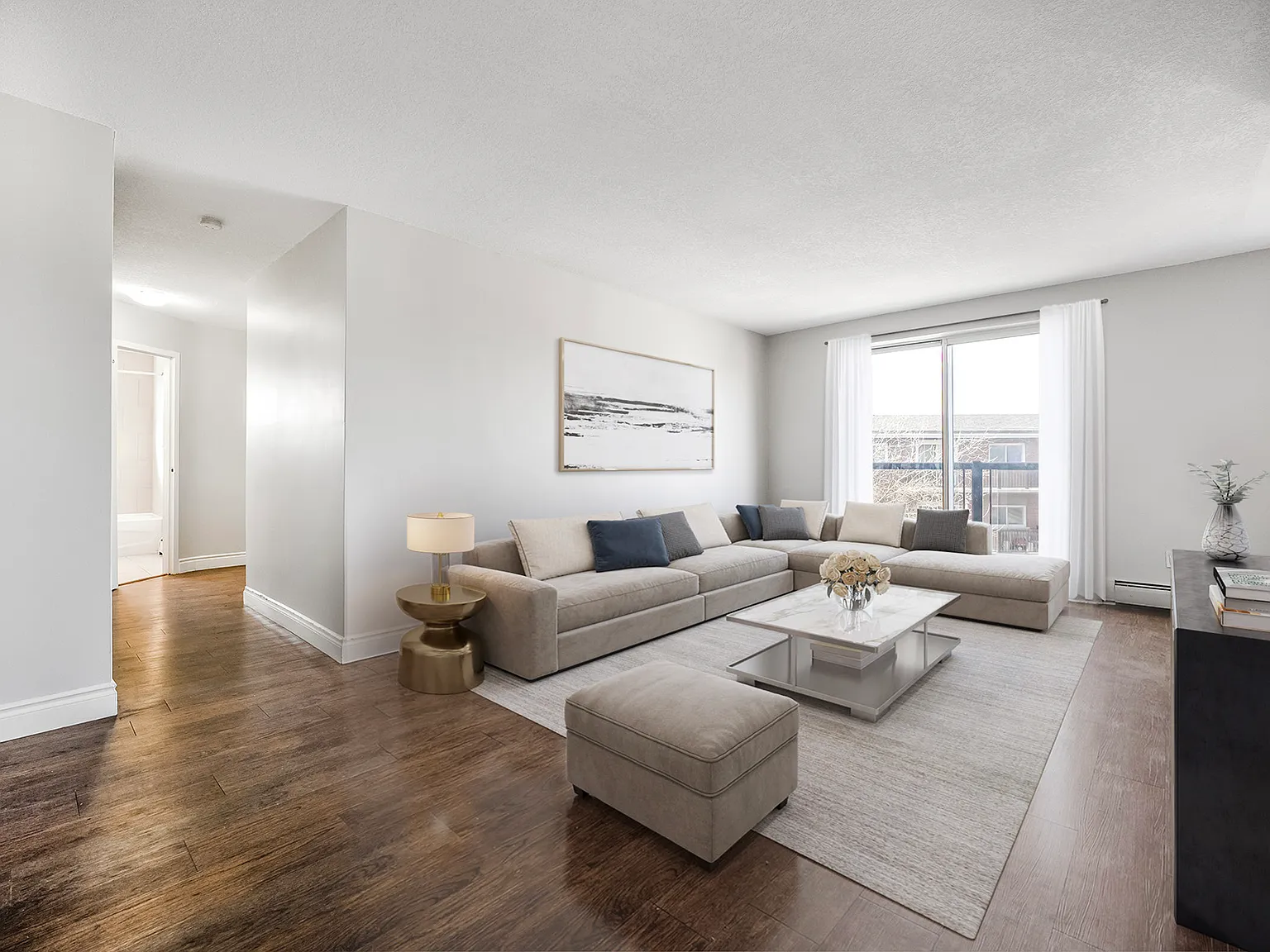 520 Woodlawn Road East — Photo 4