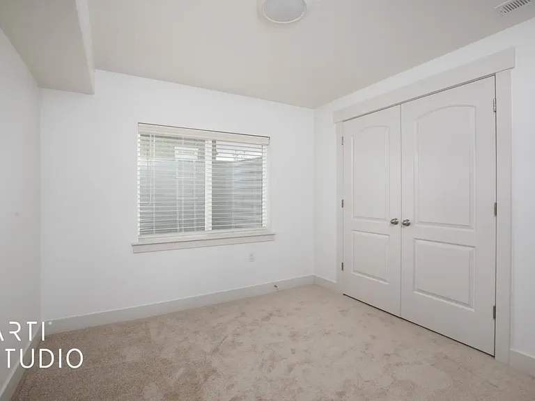 4678 Eyrie Peak Ln — Photo 3