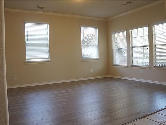 5th image of 15815 Stiller Park Dr