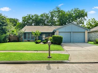 11322 Yorklyn Dr, Houston, TX 77066